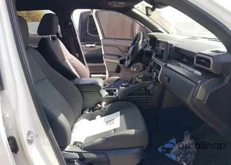 2024 Toyota Tacoma Sr5 из США, поврежденный, VIN 3TYLB5JN4RT009863